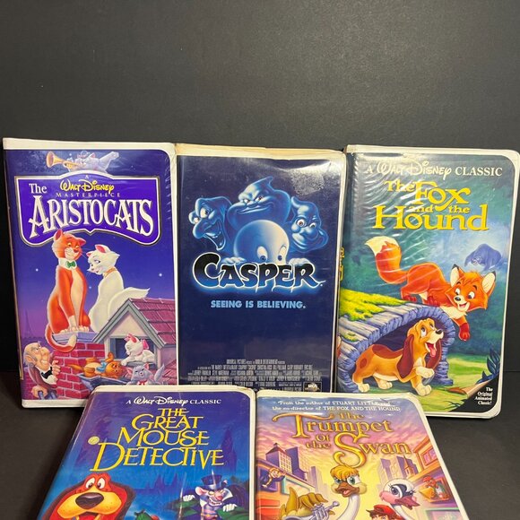 Lot of 5 Disney VHS Animated Movies Aristocats, Casper, Fox & the Hound, Trumpet - Picture 2 of 8